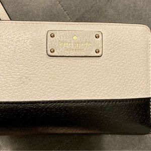 Kate Spade Black and White Wallet